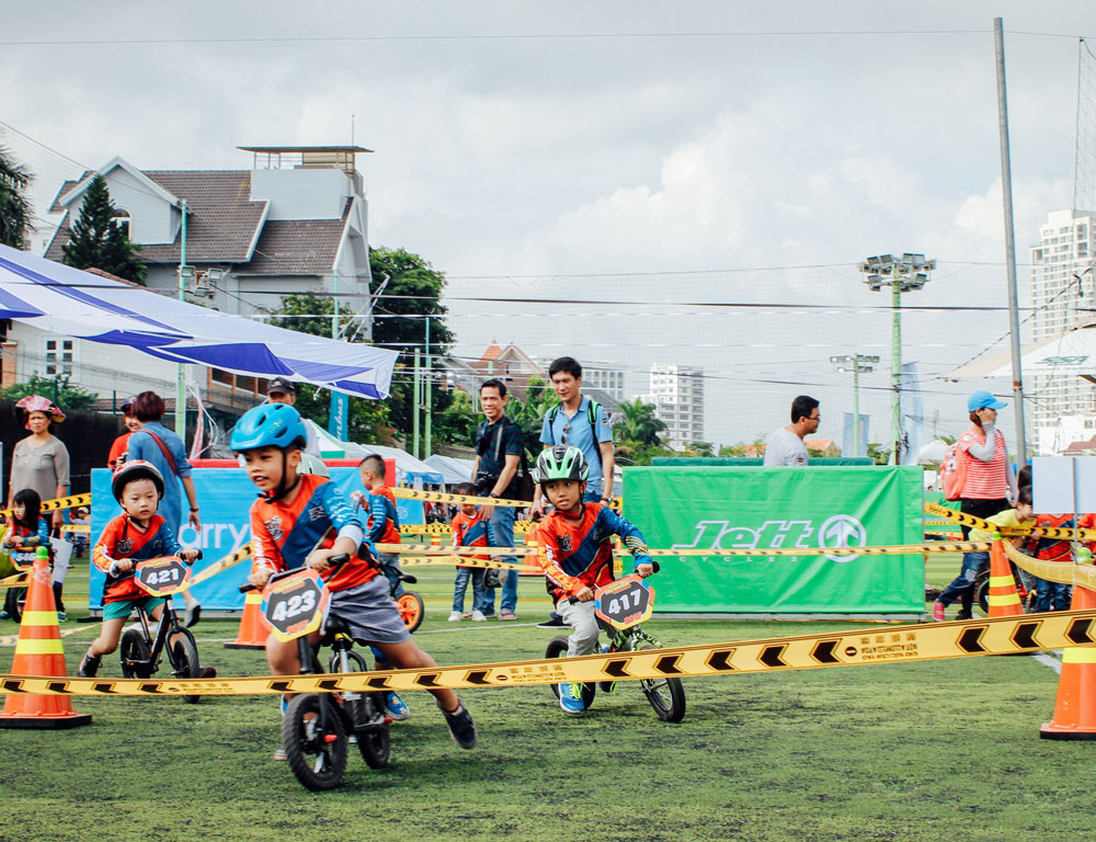 Giải đua xe đạp thăng bằng trẻ em 2017